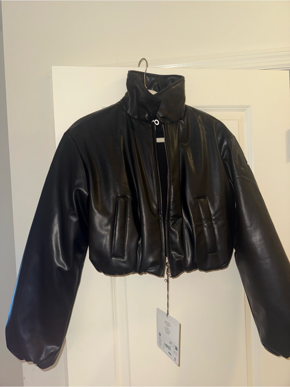 Alo Cropped Puffer Jacket - Women